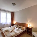 Hotel Roz